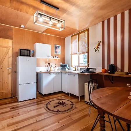 Entre Et Foret Apartment
